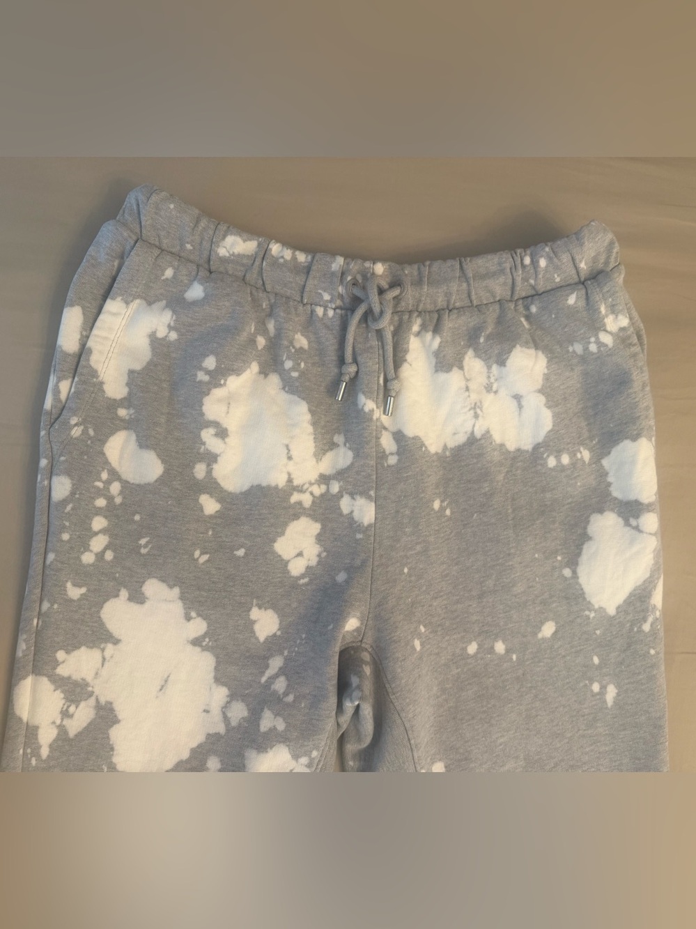 FRAME Easy Bleach Splatter Joggers Casual Sweatpants Cuffed Ankle NWOT Size M - Picture 10 of 16